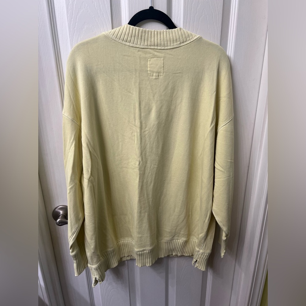 Aerie Light Yellow V-Neck Sweatshirt Size Medium - Picture 5 of 6